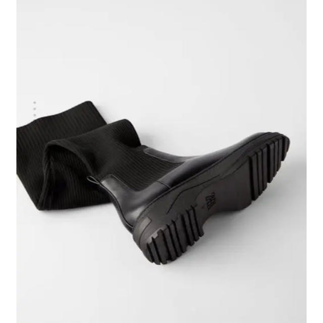 ZARA(ザラ)のニーハイブーツ レディースの靴/シューズ(ブーツ)の商品写真