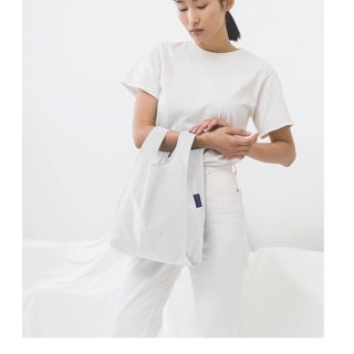 ビームス(BEAMS)のBABY BAGGU メタリックシルバー(エコバッグ)