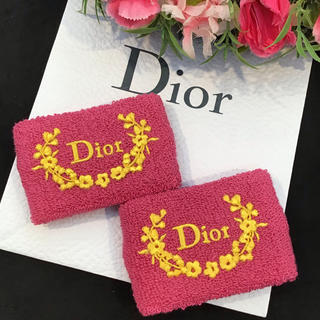 ディオール(Christian Dior) ブレスレット/バングル（ピンク/桃色系 