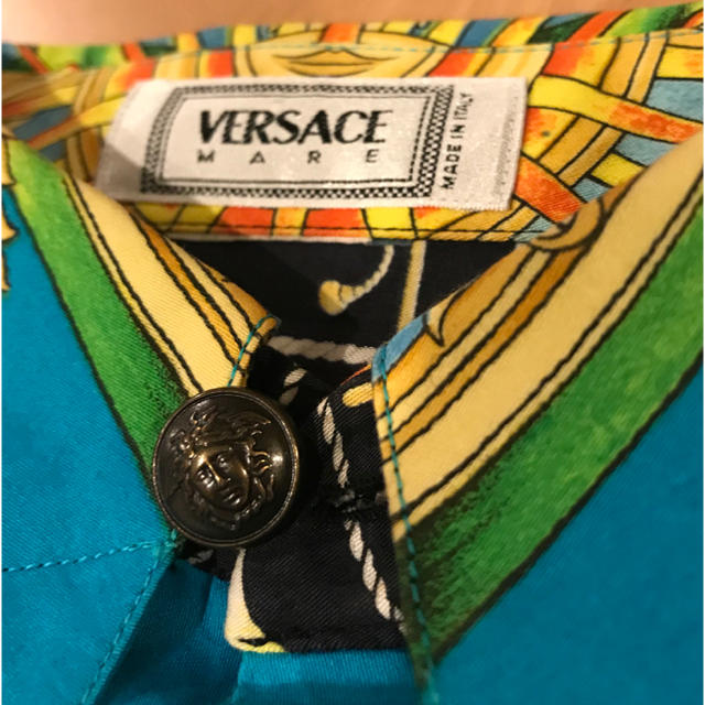 Gianni Versace(ジャンニヴェルサーチ)の Versace シャツ【美品】 メンズのトップス(シャツ)の商品写真