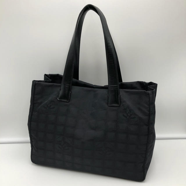 CHANEL - シャネル ニュートラベルライン トートMM A15991 BLACKの通販 by 2626｜シャネルならラクマ