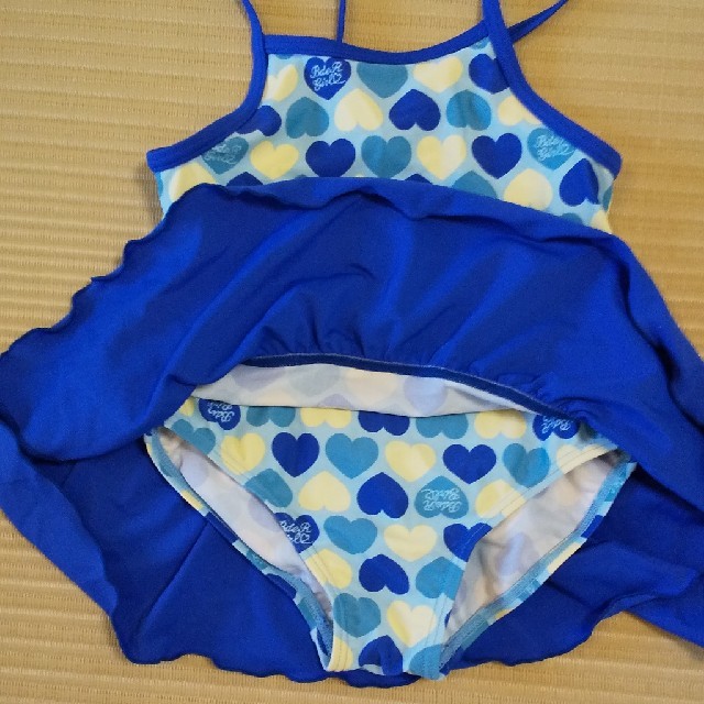 水着 女の子 130  キッズ/ベビー/マタニティのキッズ服女の子用(90cm~)(水着)の商品写真