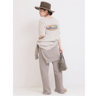 ドゥーズィエムクラス(DEUXIEME CLASSE)の★新品★DeuxiemeClasse★バックプリントTシャツ★ベージュ(Tシャツ(半袖/袖なし))