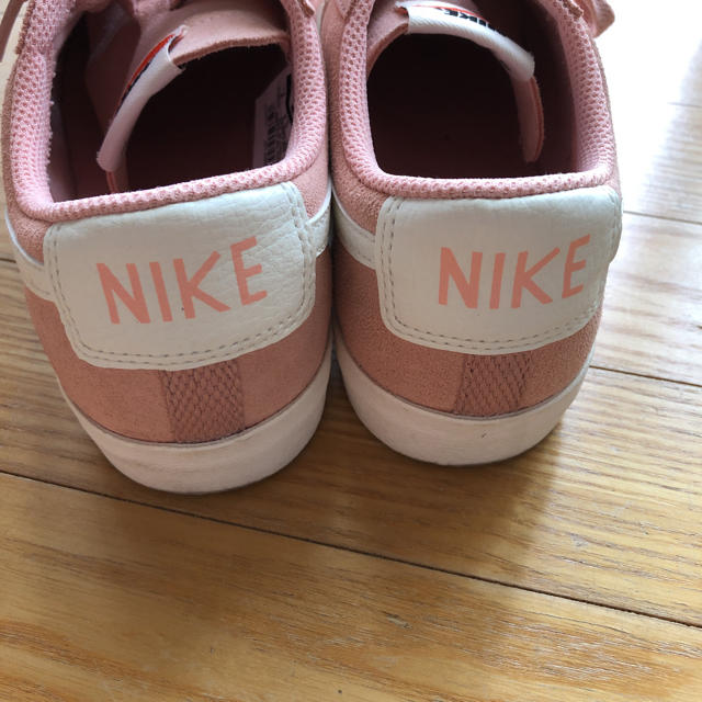 NIKE(ナイキ)のNIKEスニーカー⭐︎25 レディースの靴/シューズ(スニーカー)の商品写真