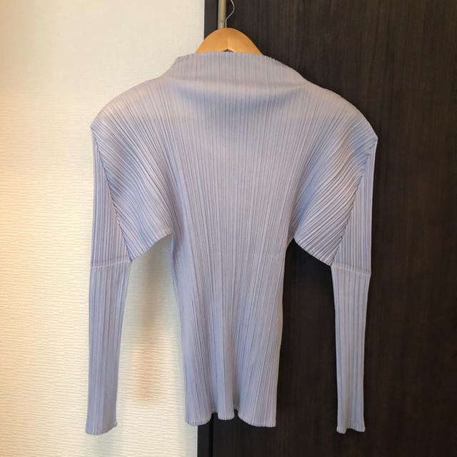 PLEATS PLEASE ISSEY MIYAKE(プリーツプリーズイッセイミヤケ)のイッセイミヤケ  ISSAY MIYAKE トップス レディースのトップス(カットソー(長袖/七分))の商品写真