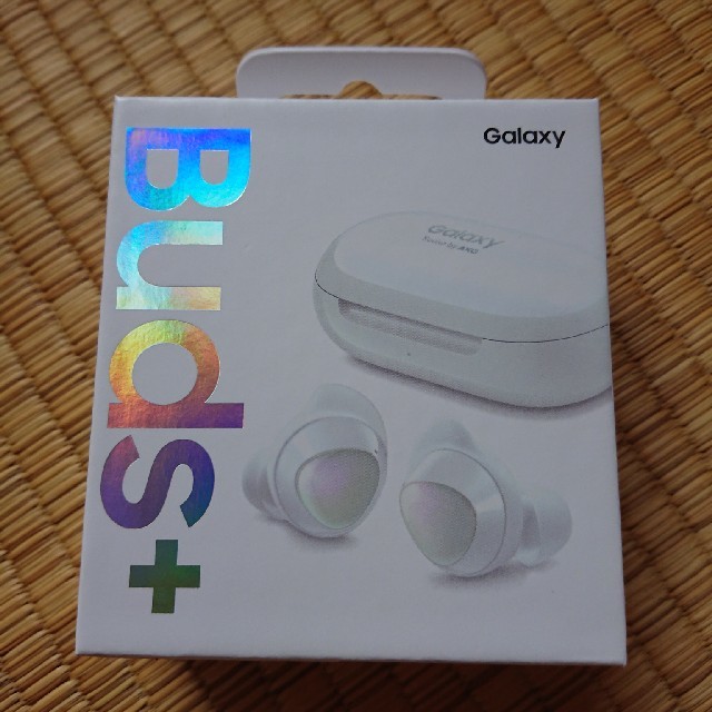 Galaxy(ギャラクシー)のGalaxy buds+ ギャラクシー バッツプラス スマホ/家電/カメラのオーディオ機器(ヘッドフォン/イヤフォン)の商品写真