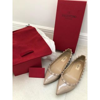 ヴァレンティノ(VALENTINO)のValentino ヴァレンティノ  スタッズ  シューズ(ハイヒール/パンプス)