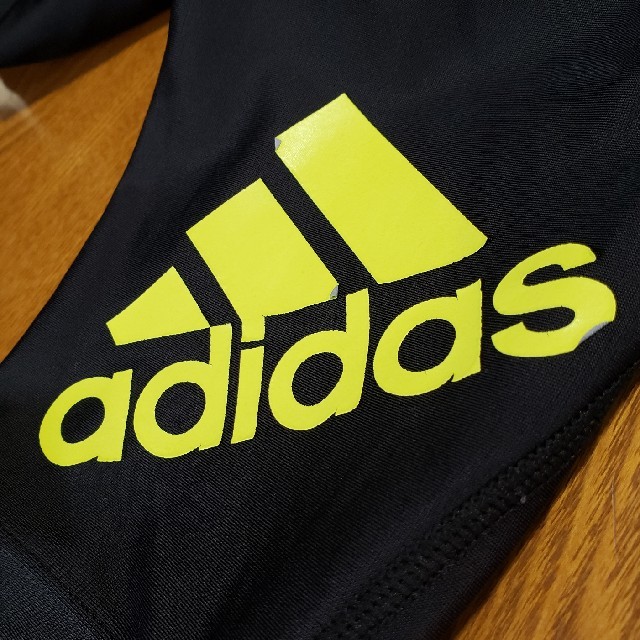 adidas(アディダス)のスクール水着　adidas　120㎝ キッズ/ベビー/マタニティのキッズ服男の子用(90cm~)(水着)の商品写真