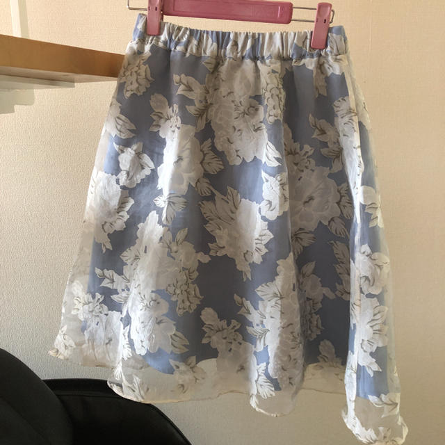MIIA(ミーア)のお花柄スカート レディースのスカート(その他)の商品写真