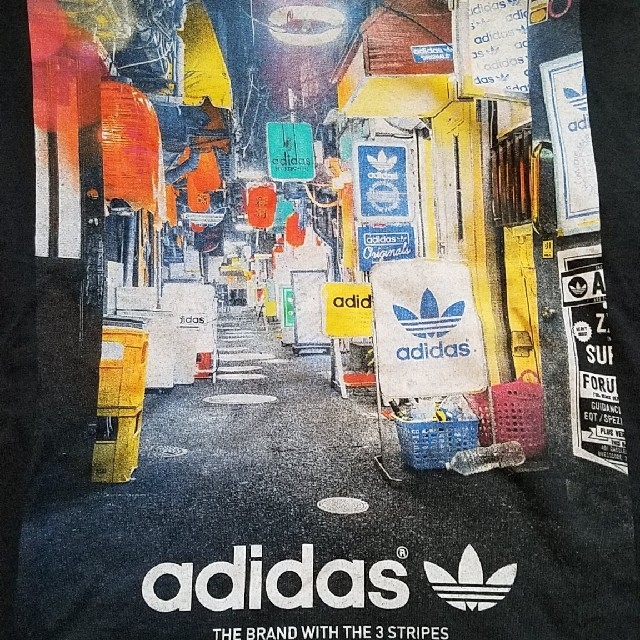 adidas(アディダス)のアディダス adids Tシャツ カットソー 希少デザイン メンズのトップス(Tシャツ/カットソー(半袖/袖なし))の商品写真