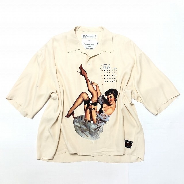 メンズDAIRIKU 20AW Pinup Girl 半袖シャツ 柄シャツ アイボリー - シャツ メンズDAIRIKU 20AW Pinup Girl 半袖シャツ 柄シャツ アイボリー - シャツ