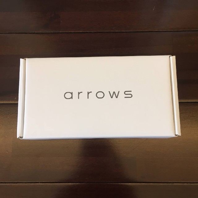 arrows M05 ホワイト　新品未開封