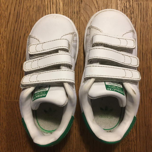 adidas(アディダス)のスタンスミス  14㎝　緑 キッズ/ベビー/マタニティのベビー靴/シューズ(~14cm)(スニーカー)の商品写真