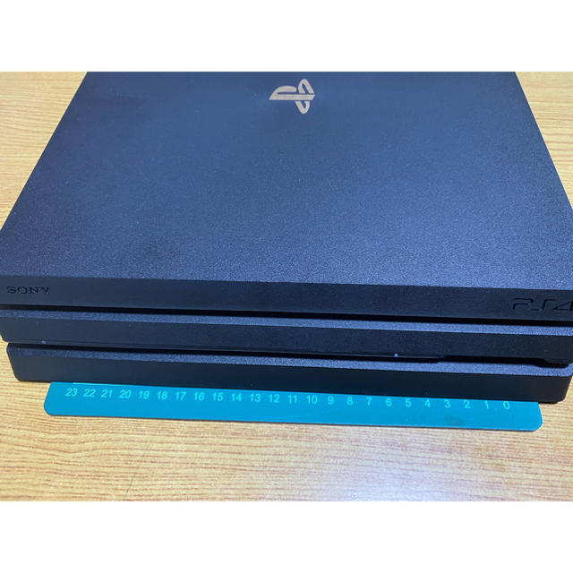 ps4 pro 美品　すぐ遊べるセット　即購入ok