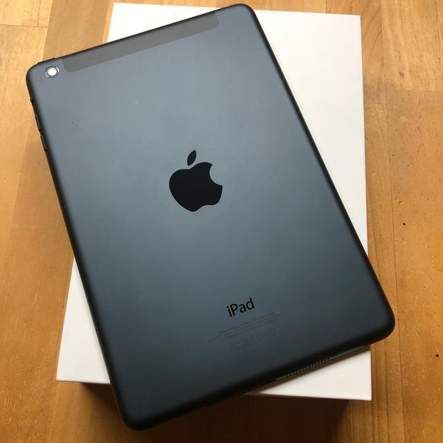 Apple(アップル)のApple iPad mini 初代 16GB A1415 スマホ/家電/カメラのPC/タブレット(タブレット)の商品写真