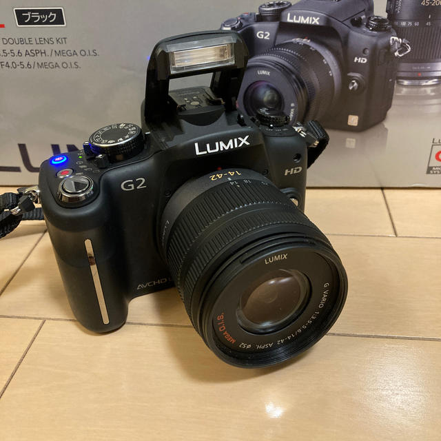 Panasonic(パナソニック)の【美品】LUMIX G2 ダブルレンズキット+純正バッテリー2個 パナソニック スマホ/家電/カメラのカメラ(ミラーレス一眼)の商品写真