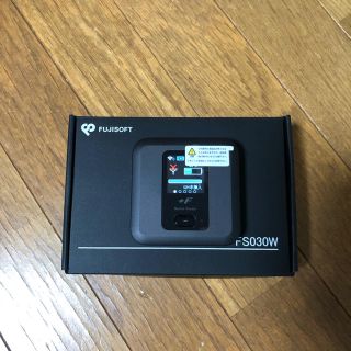 未使用　FUJISOFT FS030W モバイルルーター(その他)