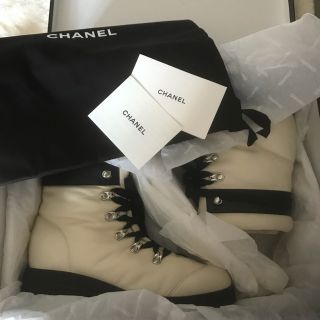 CHANEL - 新品♡稀少 CHANEL COCO NEIGE ブーツ スニーカー の通販 by ...