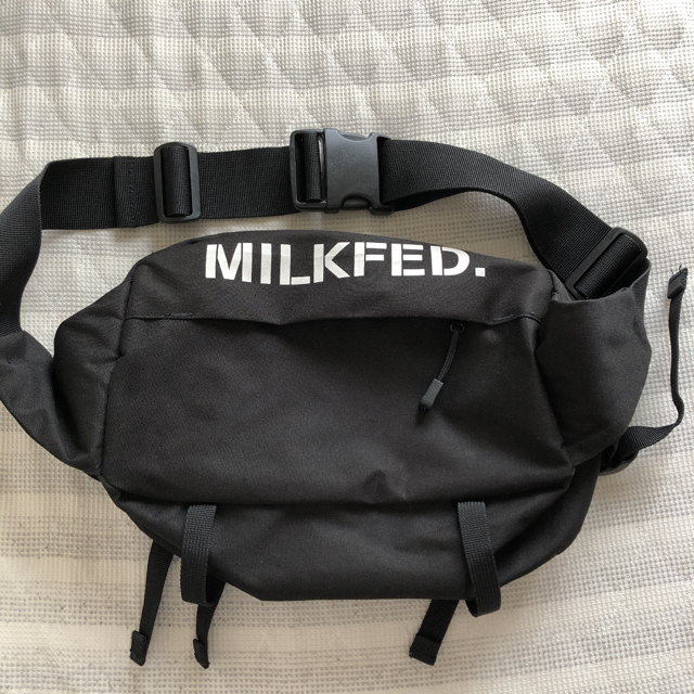 MILKFED.(ミルクフェド)のmilkfed ミルクフェド　ウエストバッグ　ボディバッグ　バッグ レディースのバッグ(ボディバッグ/ウエストポーチ)の商品写真