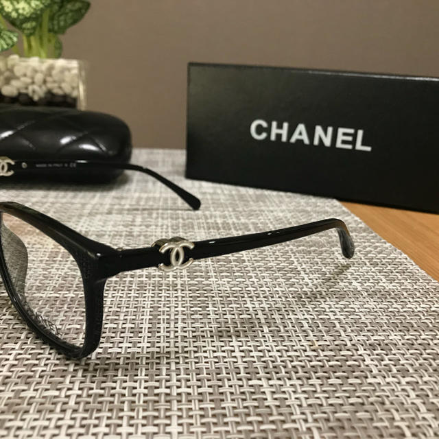 CHANEL(シャネル)の未使用品‼️CHANEL✨シャネル✰︎メガネ🎀フレーム レディースのファッション小物(サングラス/メガネ)の商品写真