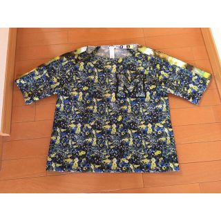 エムエスジイエム(MSGM)のMSGM花柄プルオーバー(カットソー(半袖/袖なし))