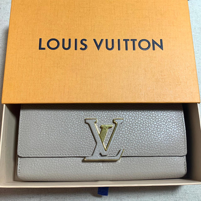 Louis Vuitton カプシーヌ長財布