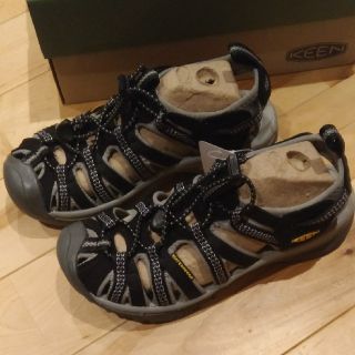 キーン(KEEN)のmimapin様専用　新品未使用　KEEN　水陸両用シューズ　22.5(サンダル)