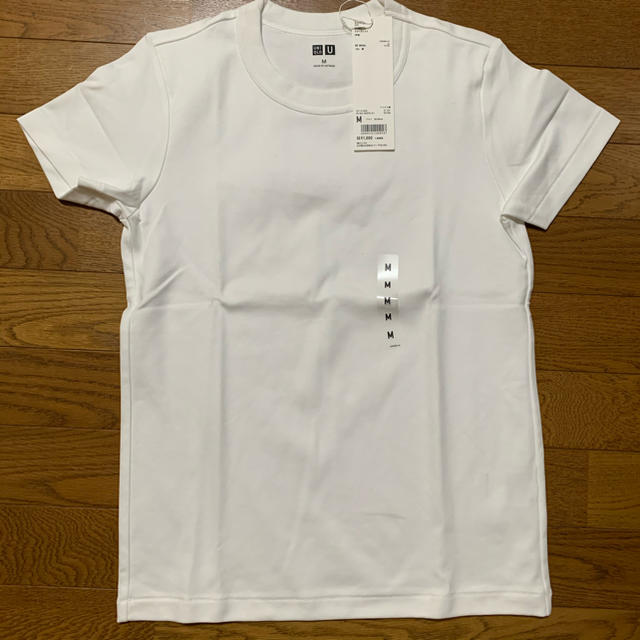 UNIQLO(ユニクロ)のユニクロ　クルーネックT 新品タグ付き レディースのトップス(Tシャツ(半袖/袖なし))の商品写真