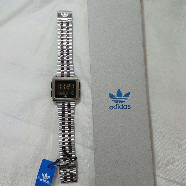 adidas(アディダス)の限定大特価☆18,700円→6,480円☆アディダス腕時計ARCHIVE_M1⑰ メンズの時計(腕時計(デジタル))の商品写真