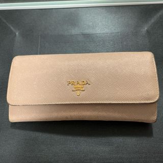 プラダ(PRADA)のPRADA プラダ　長財布　ベージュピンク　正規品　used(財布)