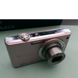 パナソニック(Panasonic)のPanasonic Lumix DMC-FX35 ピンク(コンパクトデジタルカメラ)