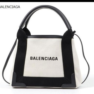 バレンシアガバッグ(BALENCIAGA BAG)の大人気！新作トートパックxsサイズ／ブラック×ホワイト(トートバッグ)