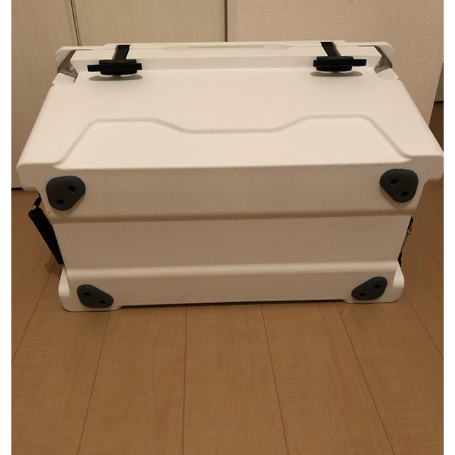 美品。CASCADEクーラーボックス 美品。CASCADEクーラーボックス