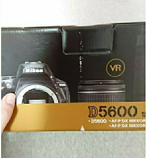 5年保証付き　Nikon D5600 ダブルズームキット