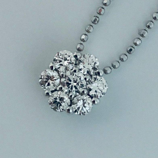 田崎真珠 K18WG ダイヤモンド ペンダントネックレス 0.50ct フラワー