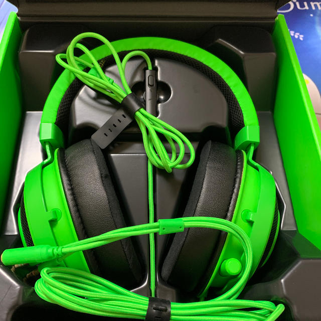 RAZER  Krakenゲーミングヘッドセット