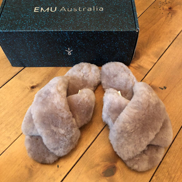 EMUご予約★ Australia エミュー　ファーサンダル　新品サイズ7