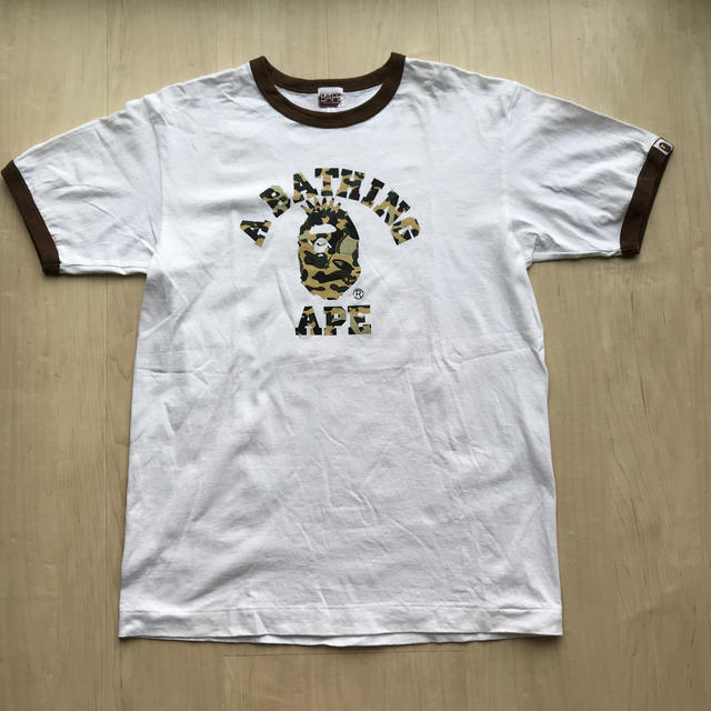 A BATHING APE - A bathing ape エイプカモ kaws Tシャツ bape エイプ