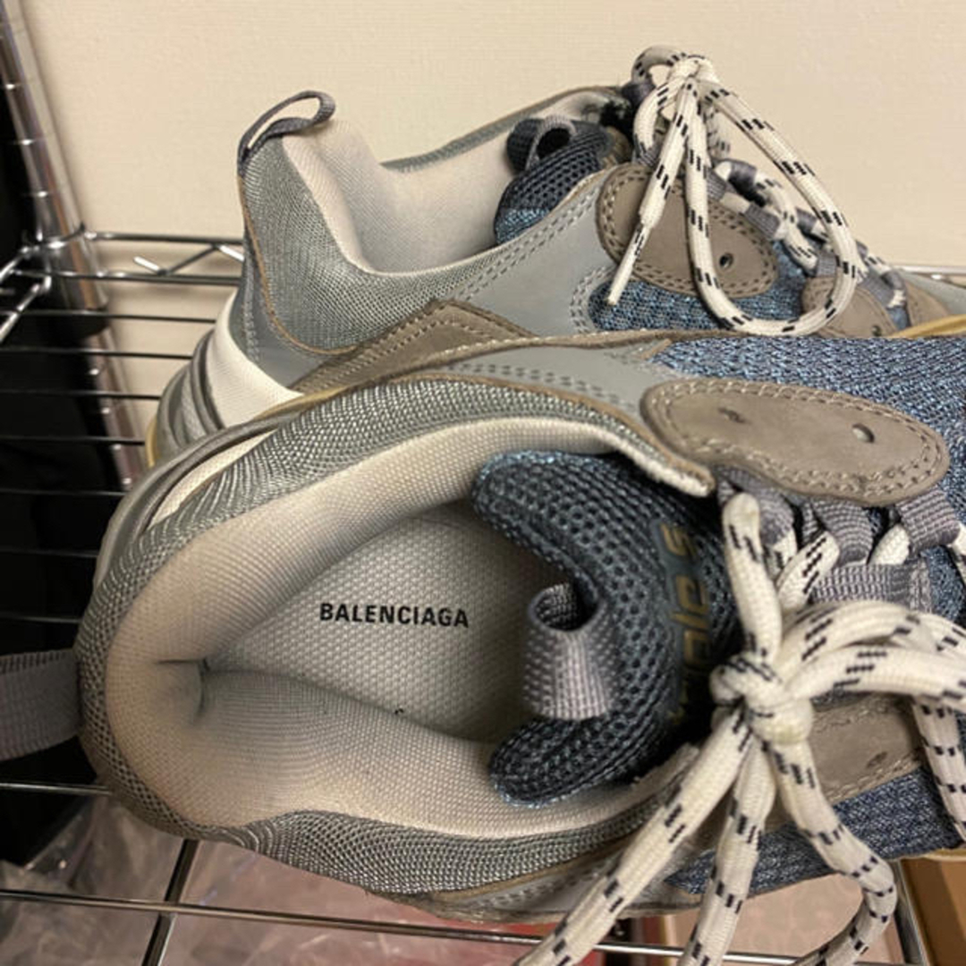 Balenciaga(バレンシアガ)の【今週価格‼️】 balenciaga triple s トリプルエス　43 メンズの靴/シューズ(スニーカー)の商品写真