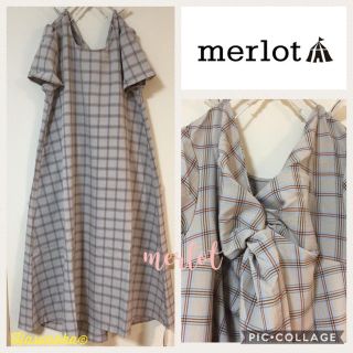 メルロー(merlot)の【新品】merlot ツイストデザイン チェック柄半袖ワンピース(ロングワンピース/マキシワンピース)