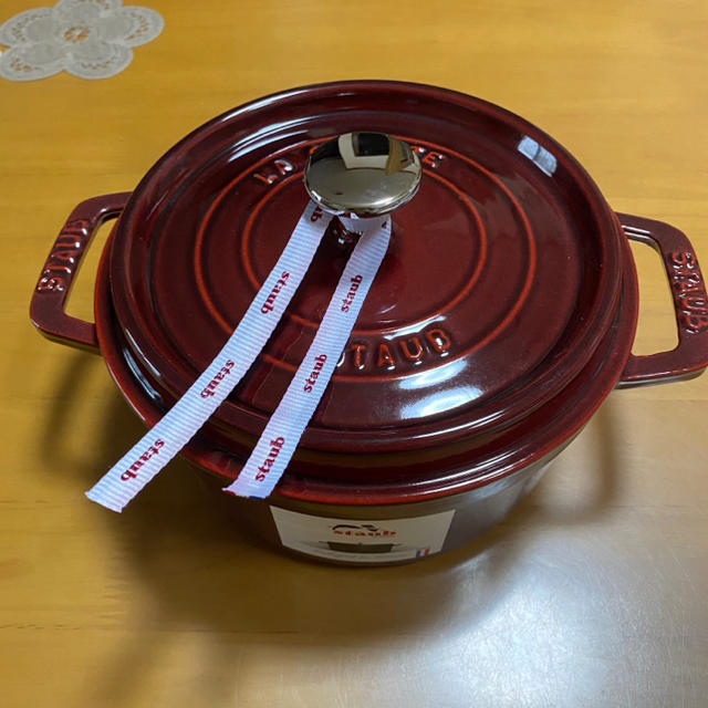 鍋/フライパン 未使用 ストウブ ココットラウンド 18㎝ グレナディンレッド