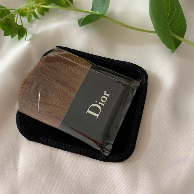 Dior(ディオール)のディオール　フェイスパウダー　ナイトダイアモンド コスメ/美容のベースメイク/化粧品(フェイスパウダー)の商品写真