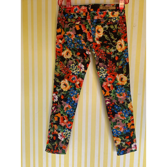 MOSCHINO♡モスキーノ♡クロップドパンツ - recantolarfeliz.com.br