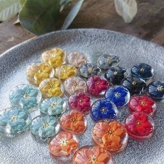 夏！！クリア×お花のボタン ピアスorイヤリング(ピアス)