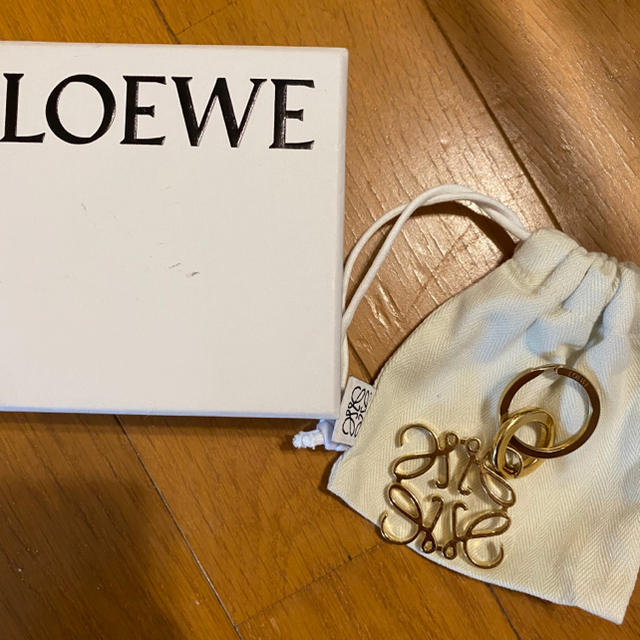 クリアランス通販店 LOEWE ロエベ キーホルダー キーリング チャーム