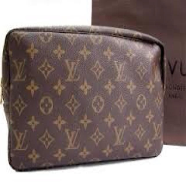 LOUIS VUITTON - ヴィトンポーチ タイムセール✨