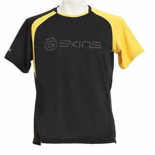 スキンズ(SKINS)の(新品)SKINS　Tシャツ　 (Tシャツ/カットソー(半袖/袖なし))
