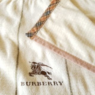 バーバリー(BURBERRY)のみゆ様 専用です バーバリー タオルケット シングル(布団)