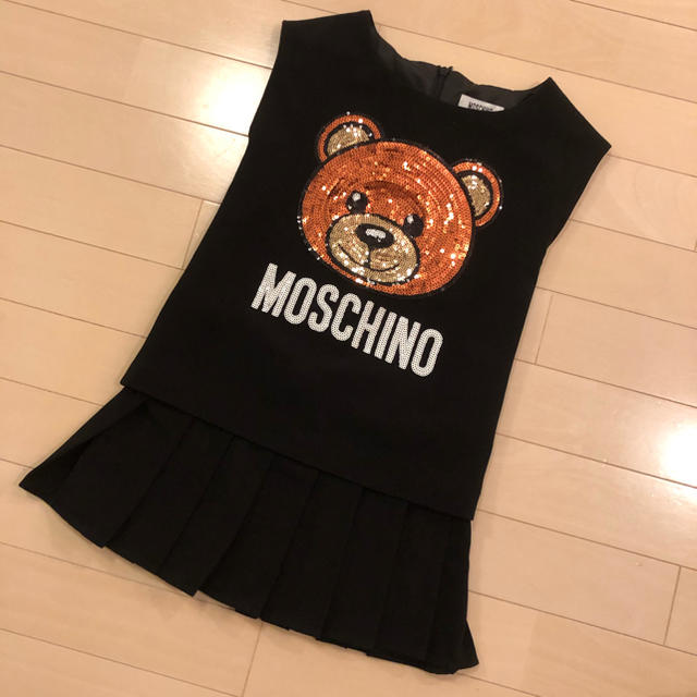 MOSCHINO(モスキーノ)のモスキーノワンピ　6 キッズ/ベビー/マタニティのキッズ服女の子用(90cm~)(ワンピース)の商品写真