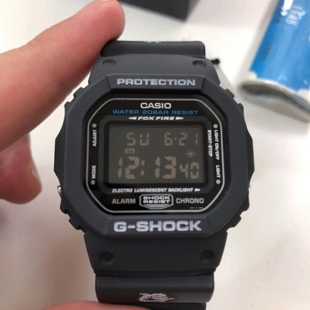 G-SHOCK(ジーショック)の新品同様！G-SHOCK SLAP DW-056US-8T 腕時計 メンズの時計(腕時計(デジタル))の商品写真